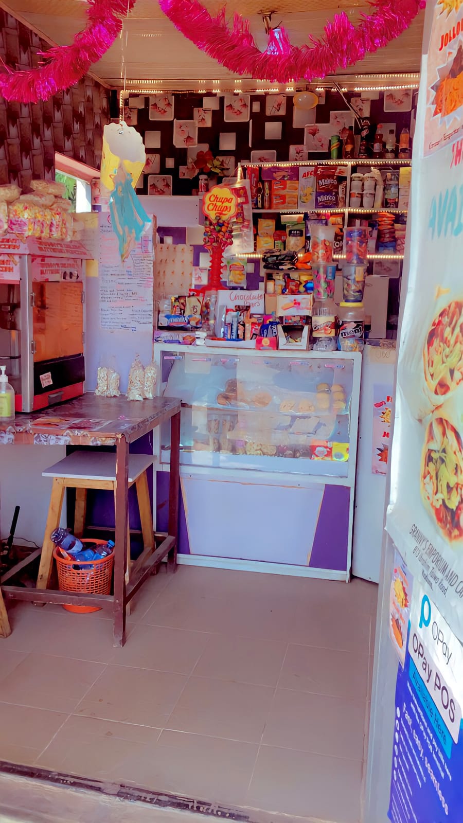 Granny's Emporium And Café