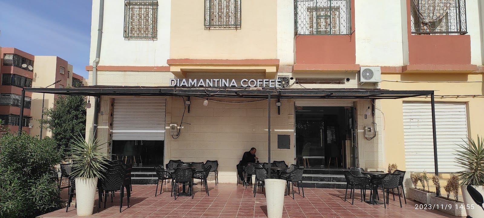 café du rond point de Tessala