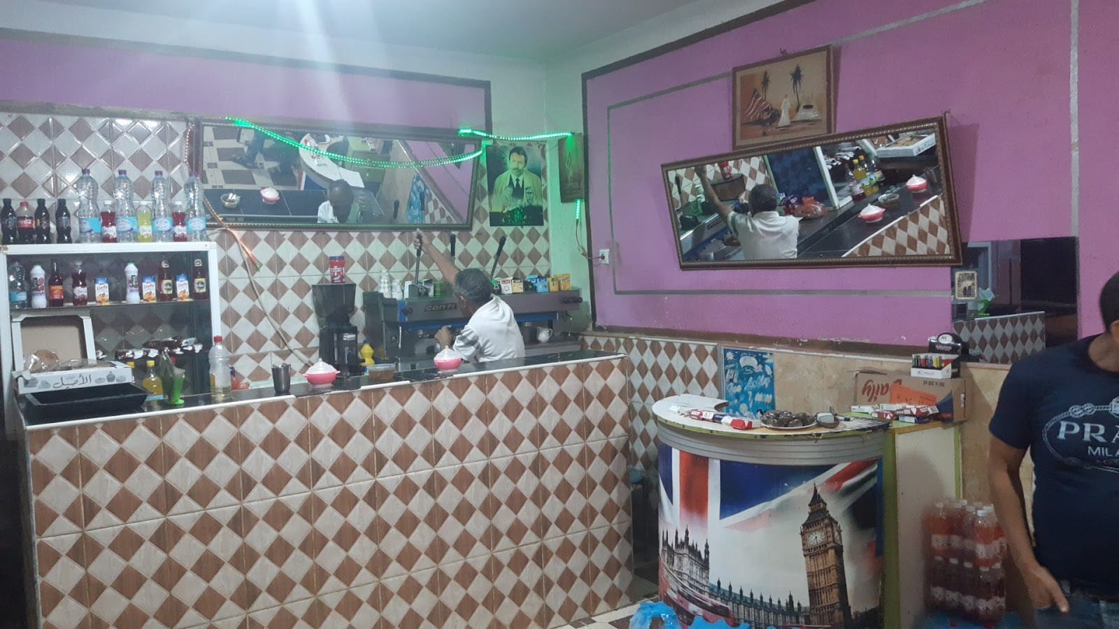 CAFE 3mi Mansour