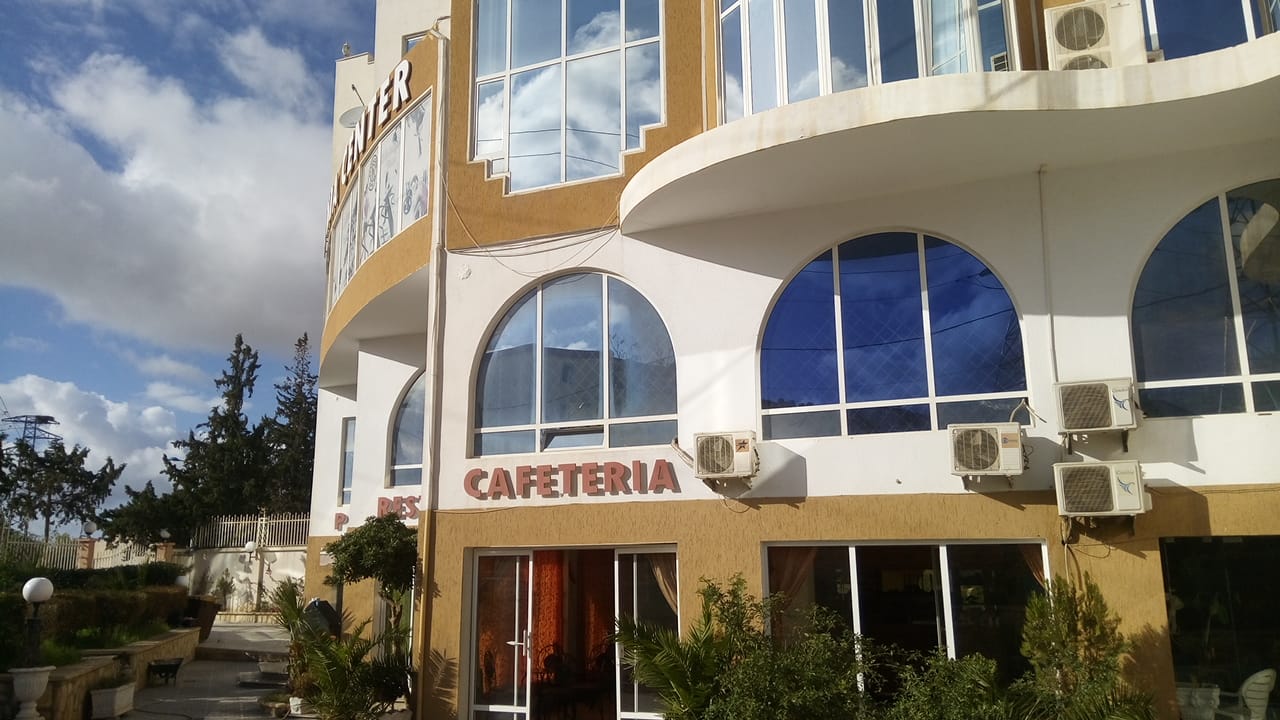 Dania Centre
