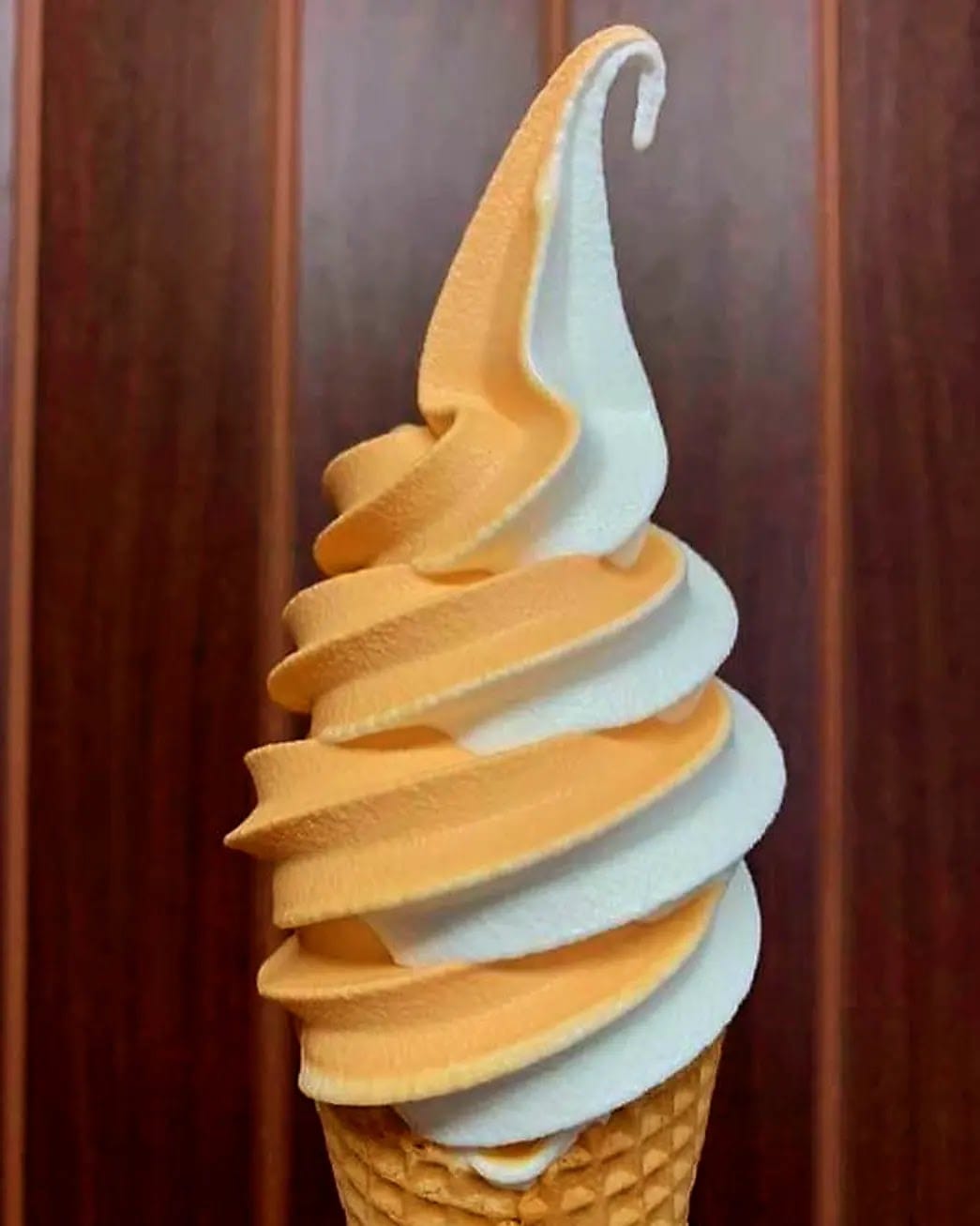 Ice Cream and coffee Shop
