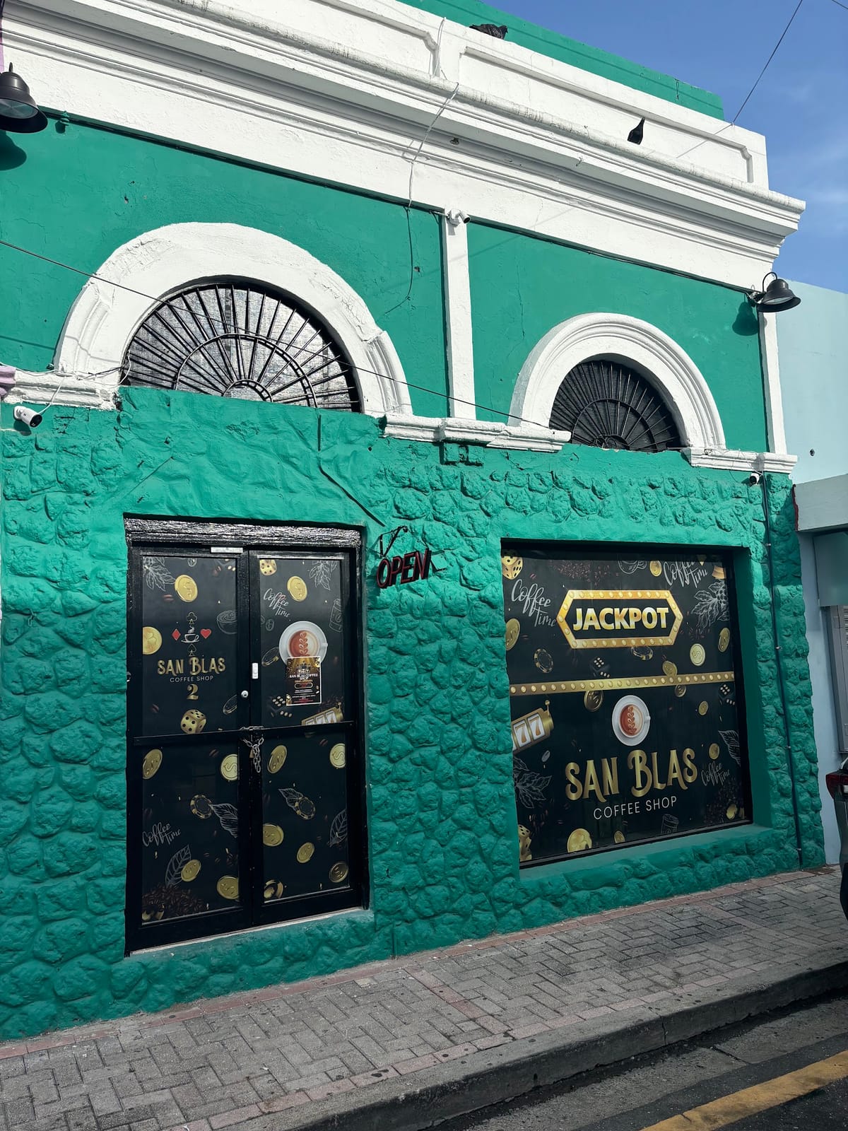 San Blas Coffee Shop 2