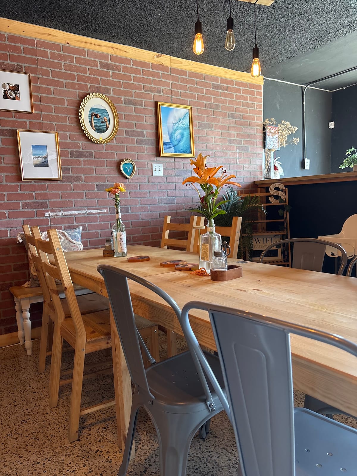 Seasons Café