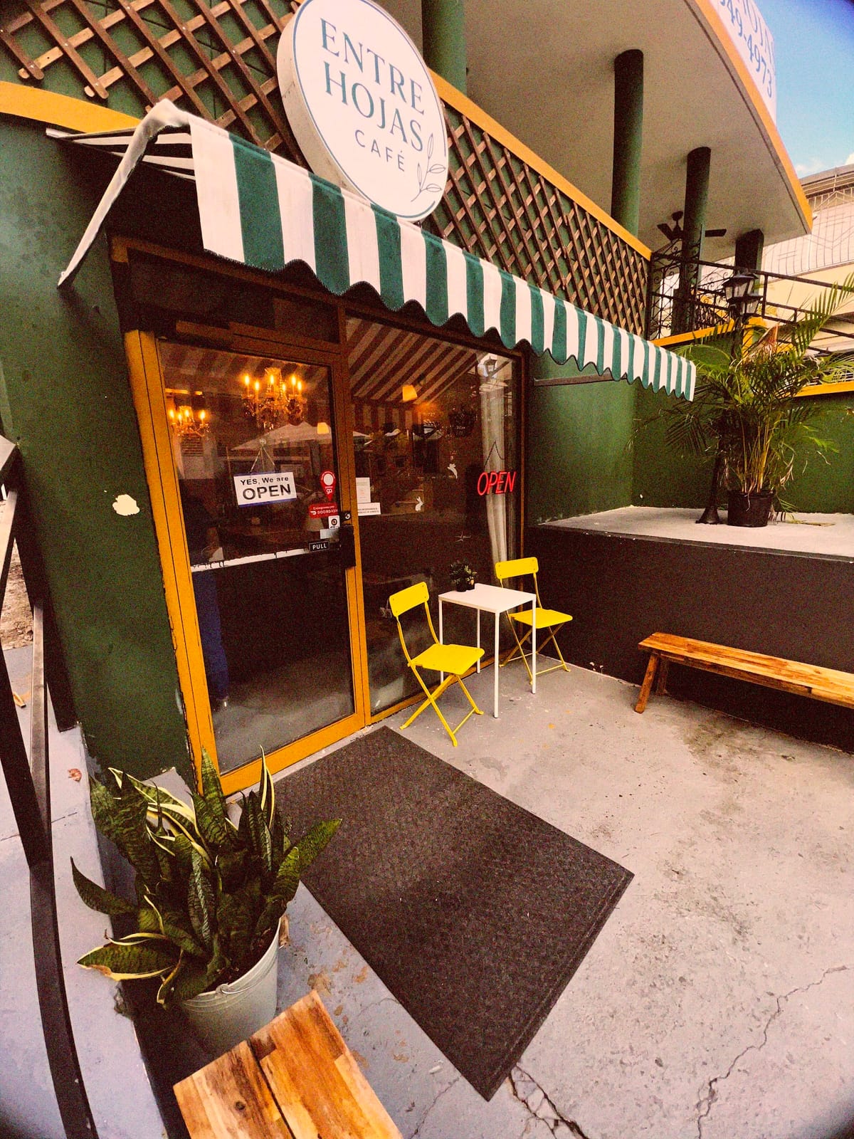 Entre Hojas Cafe