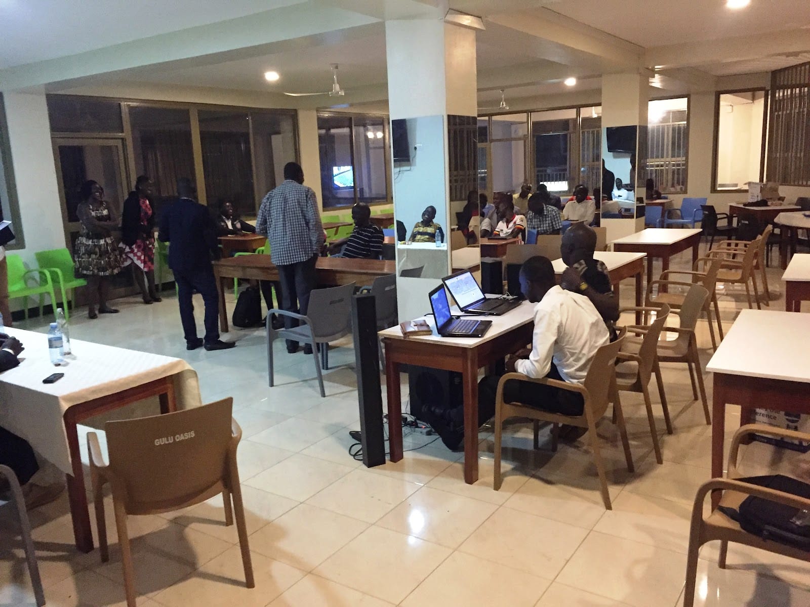 Oasis Restaurant, cafe , Bar and VIP Lounge