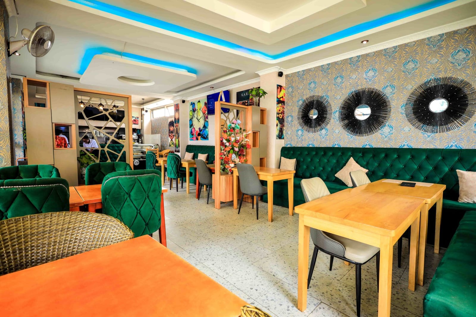 CAFE' CANDRA photo 3
