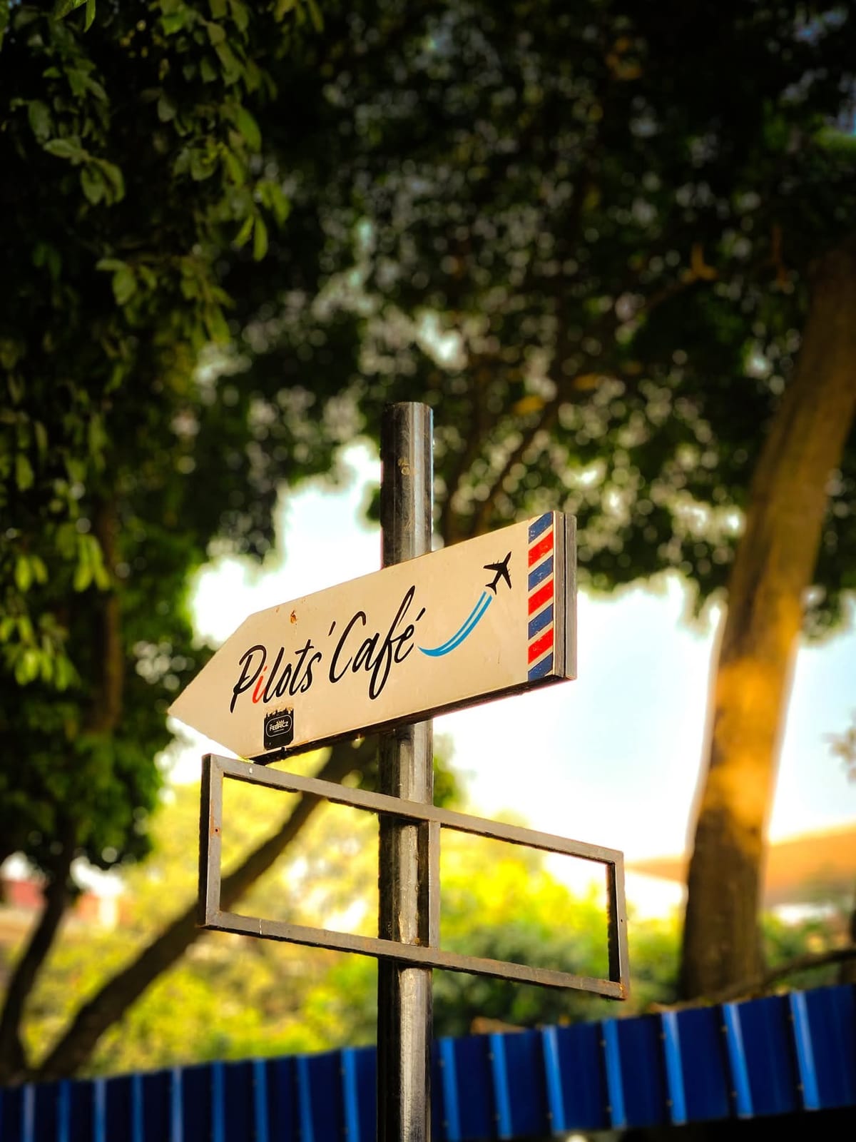 Pilots Cafe
