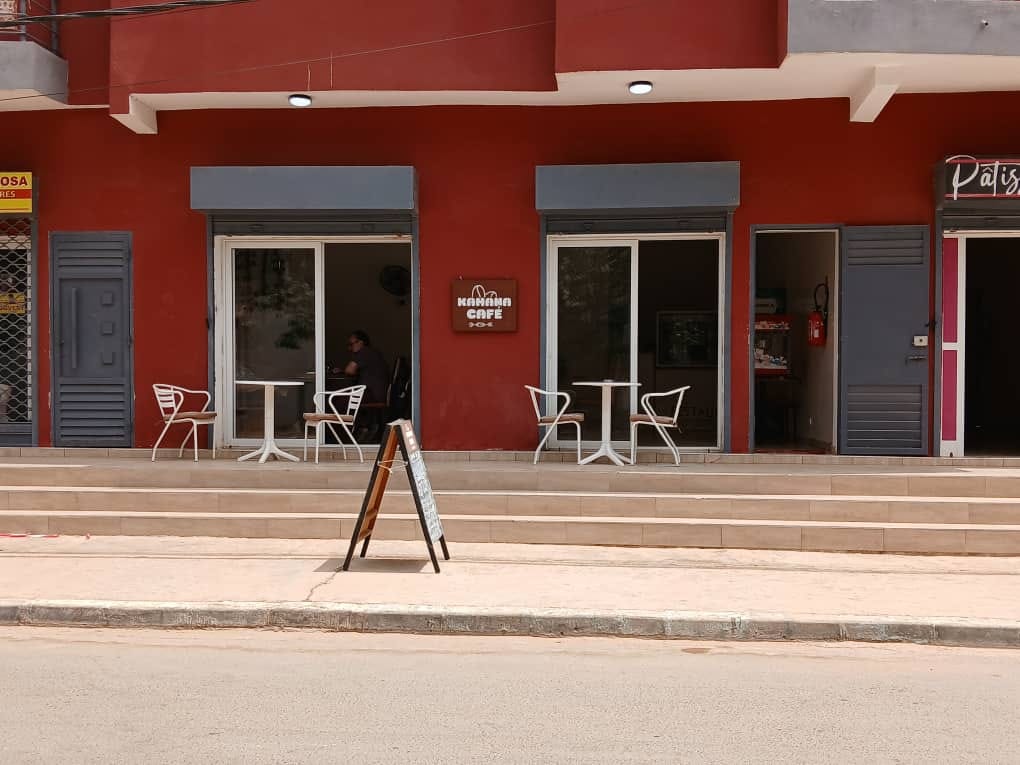 Kamana Café