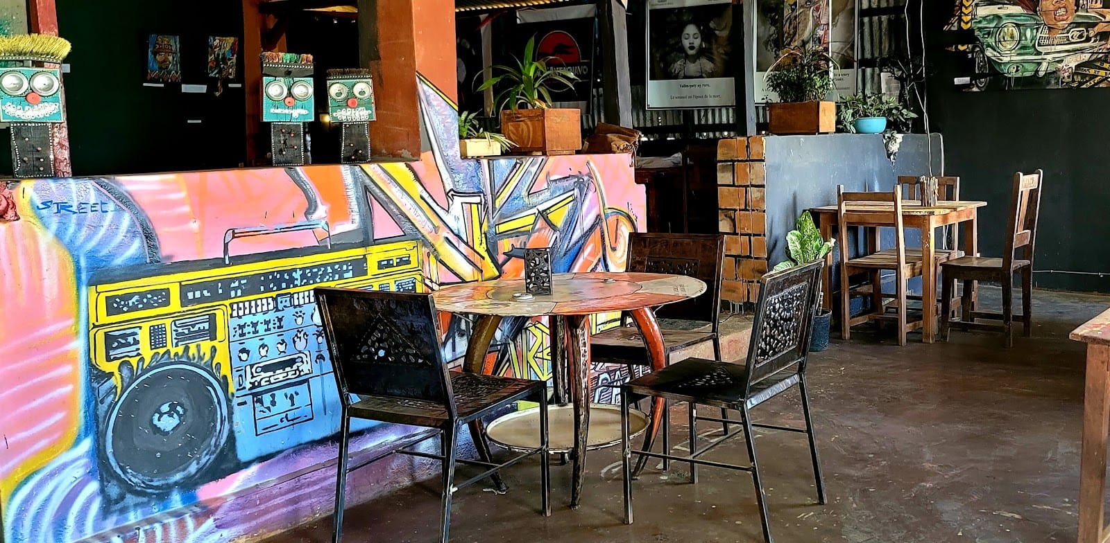 1900 Urban Space