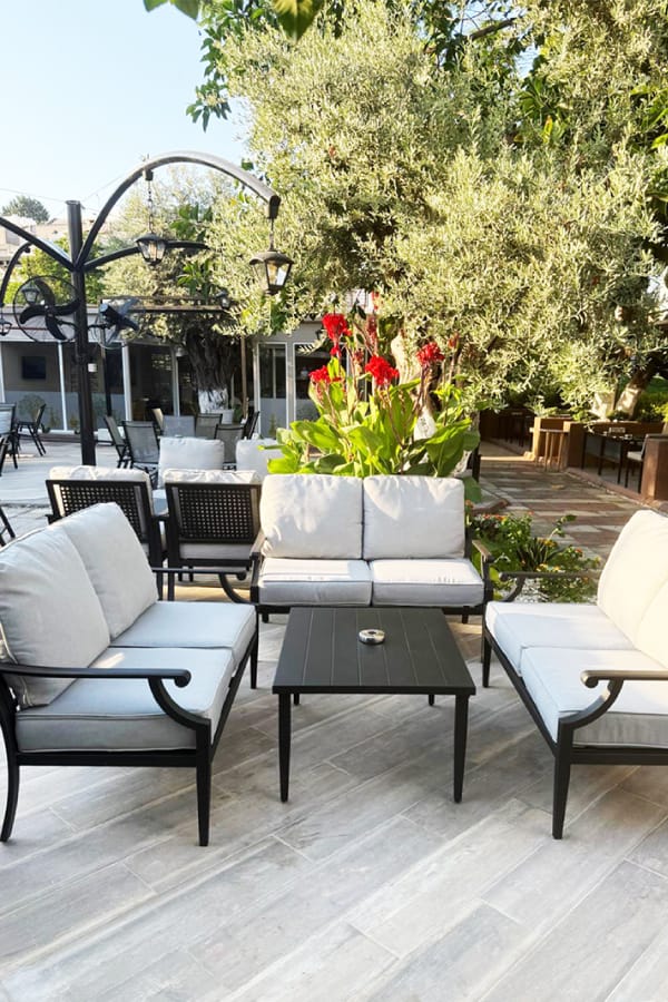 Nazende Garden Cafe&Lounge photo 5