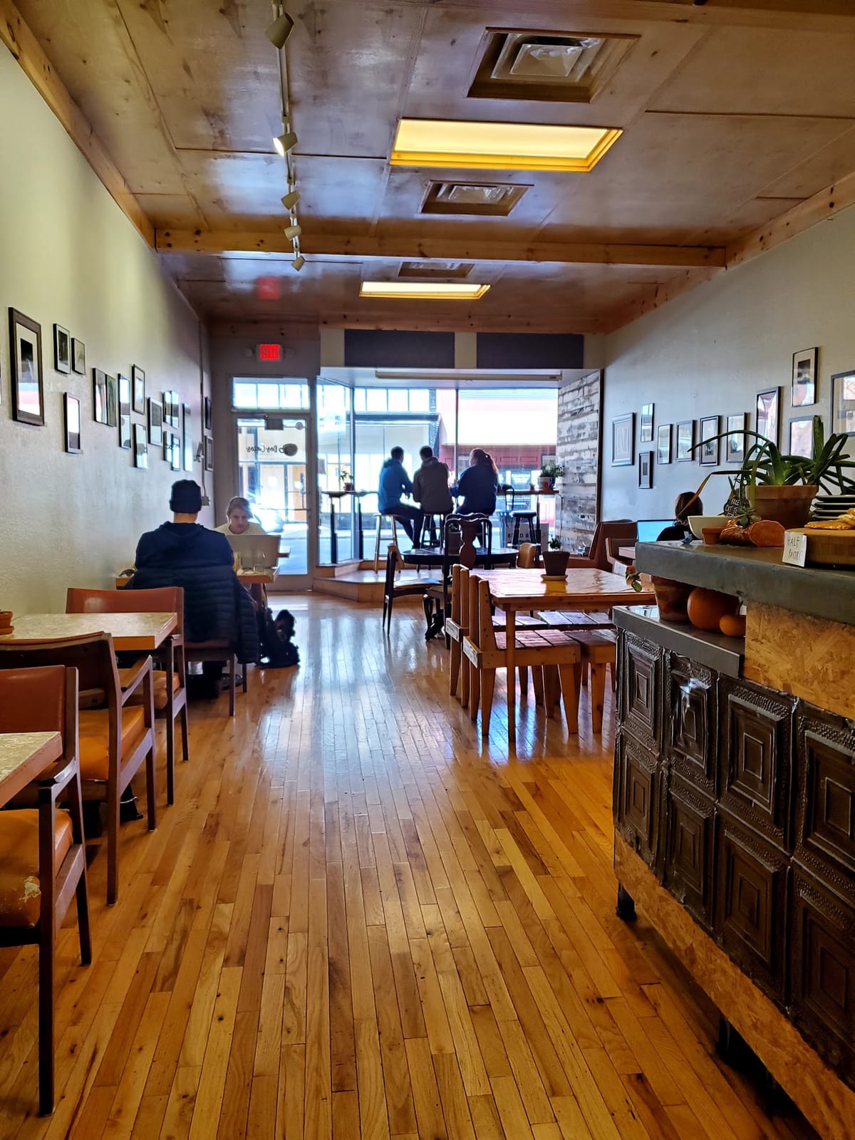 Dos Gatos Coffee Bar