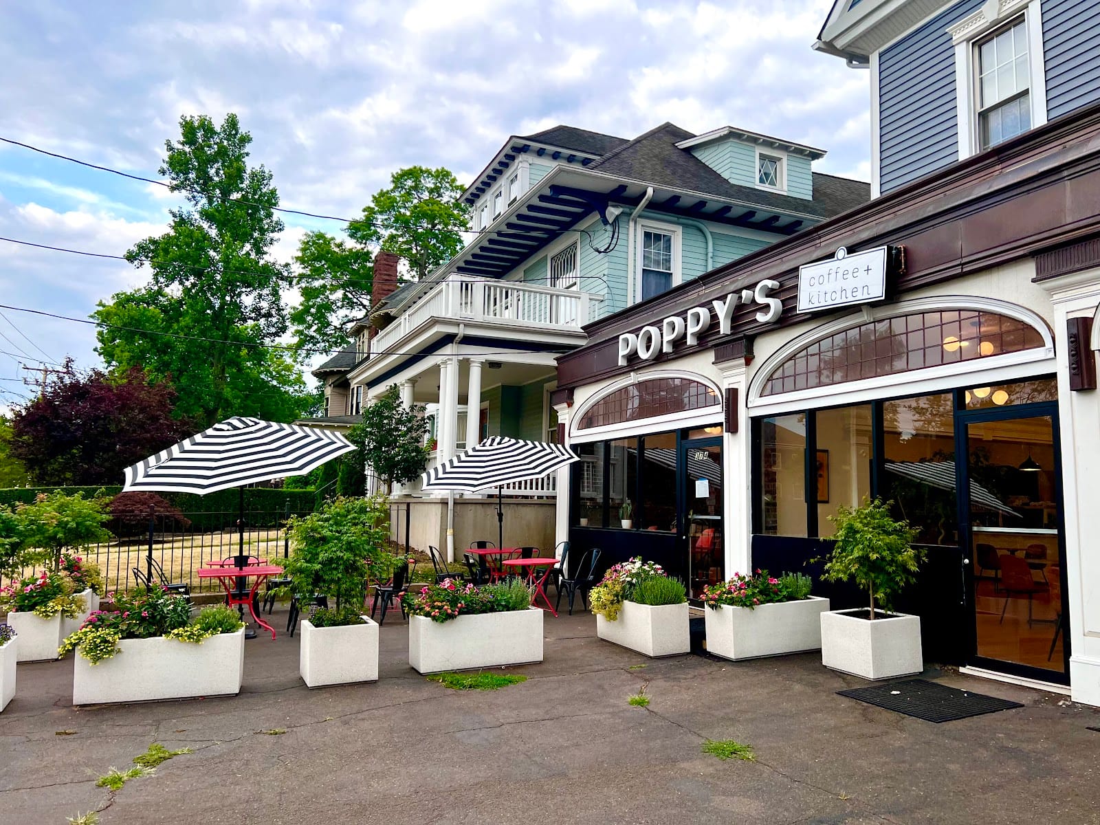 Poppy’s coffee and kitchen