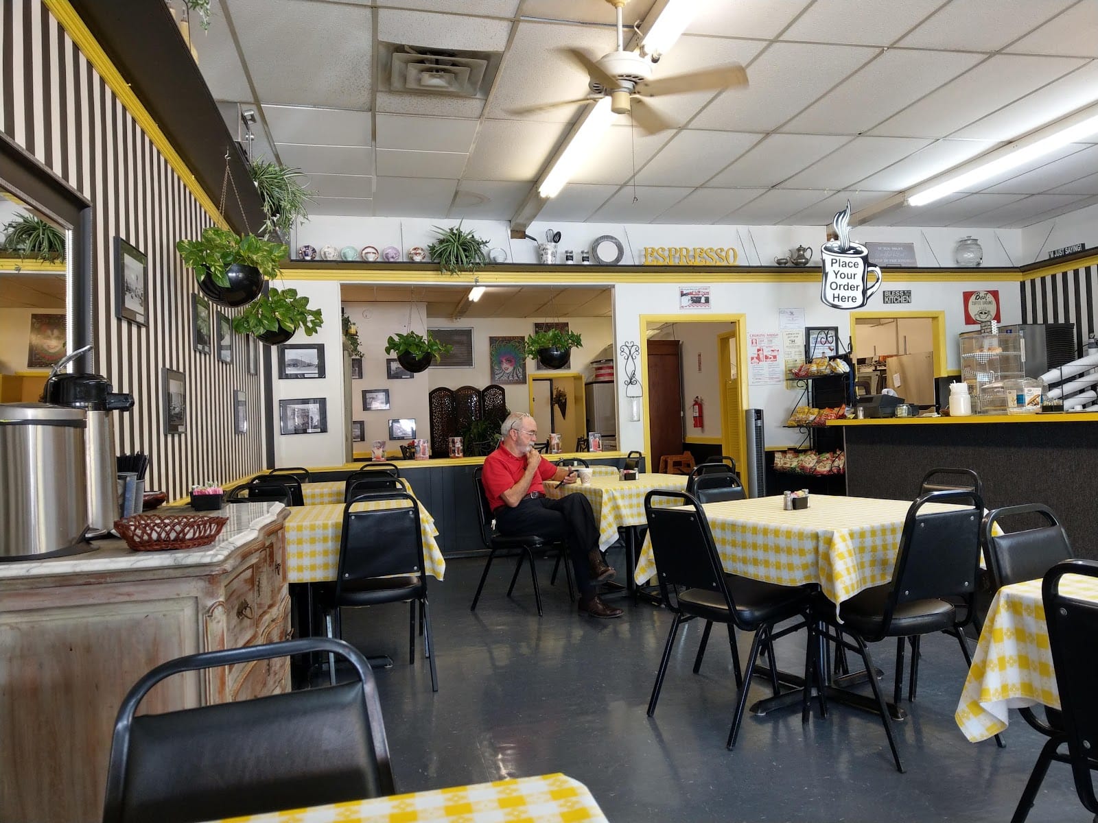 J&B's Cafe