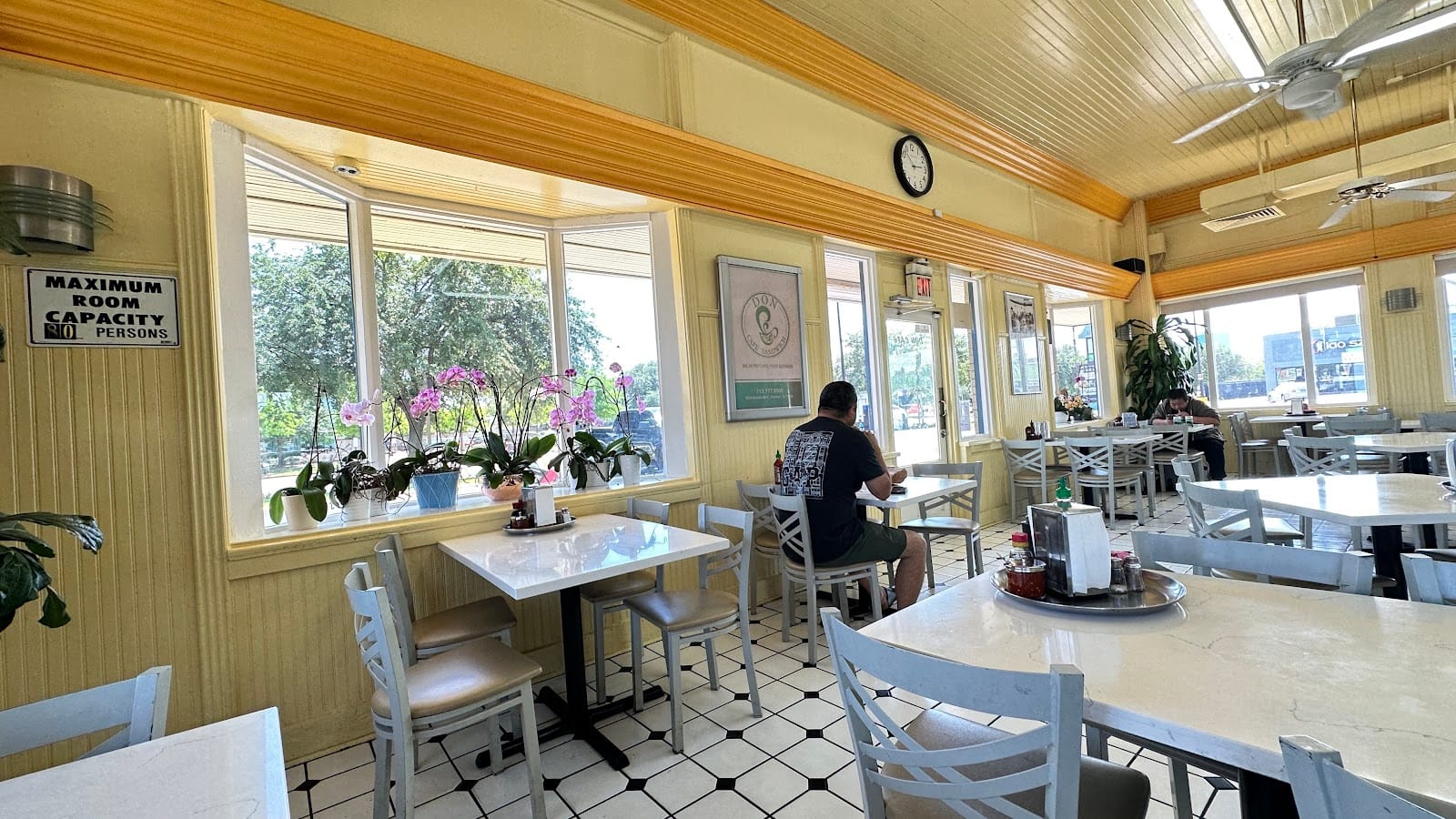 Don Cafe