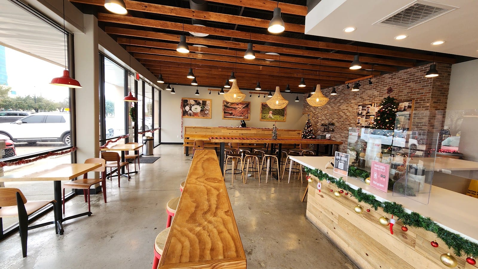 7 Leaves Cafe