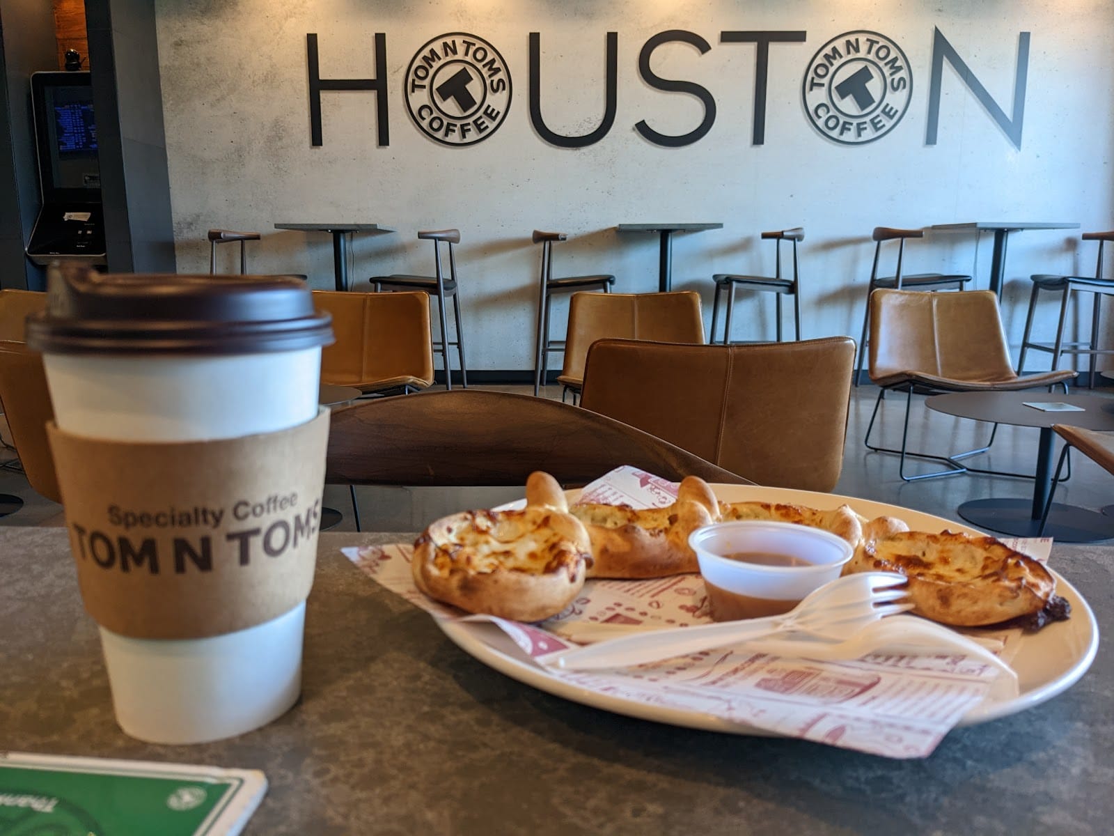 Tom N Toms Coffee