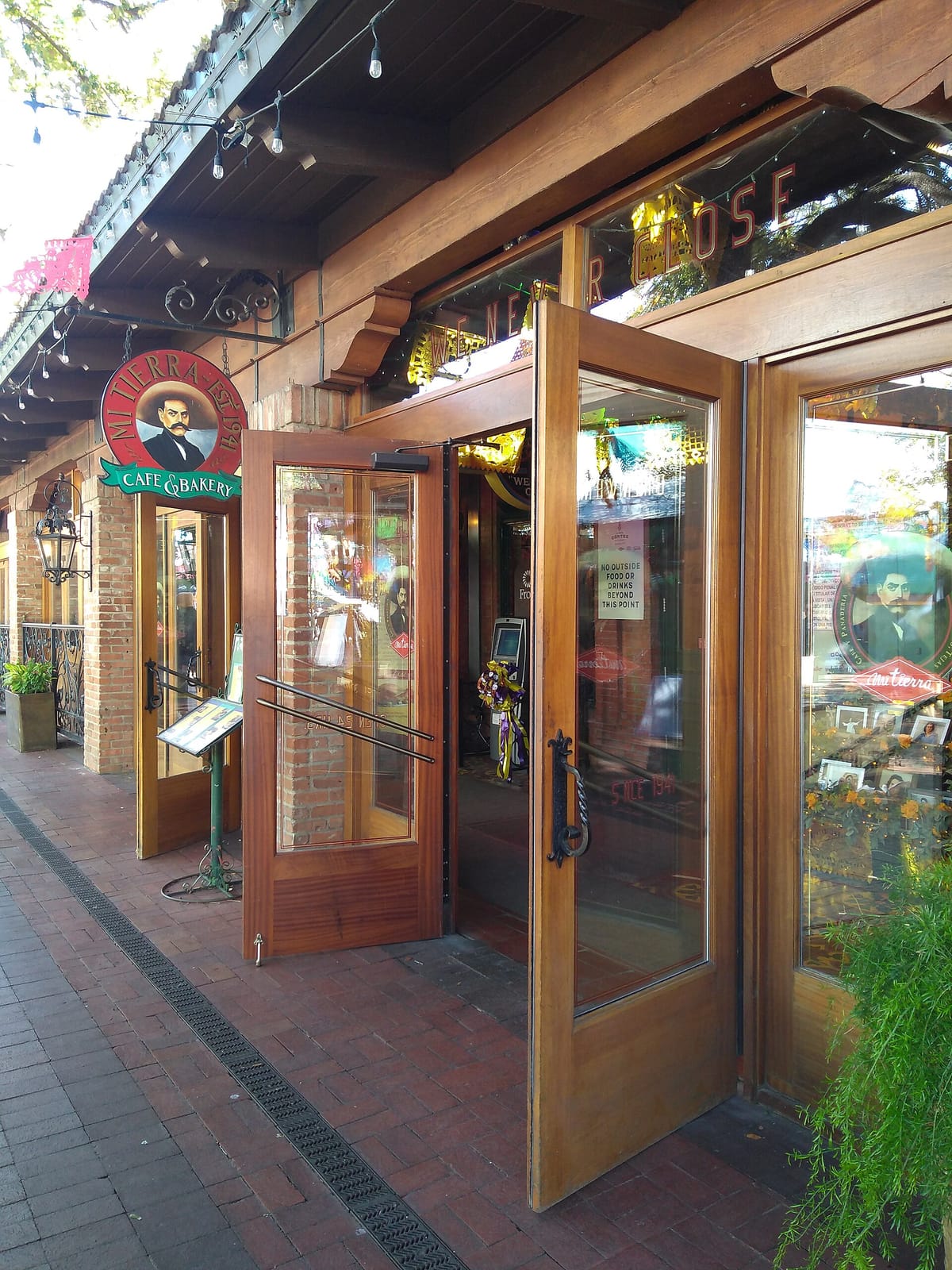 Vero's Cafe photo 4