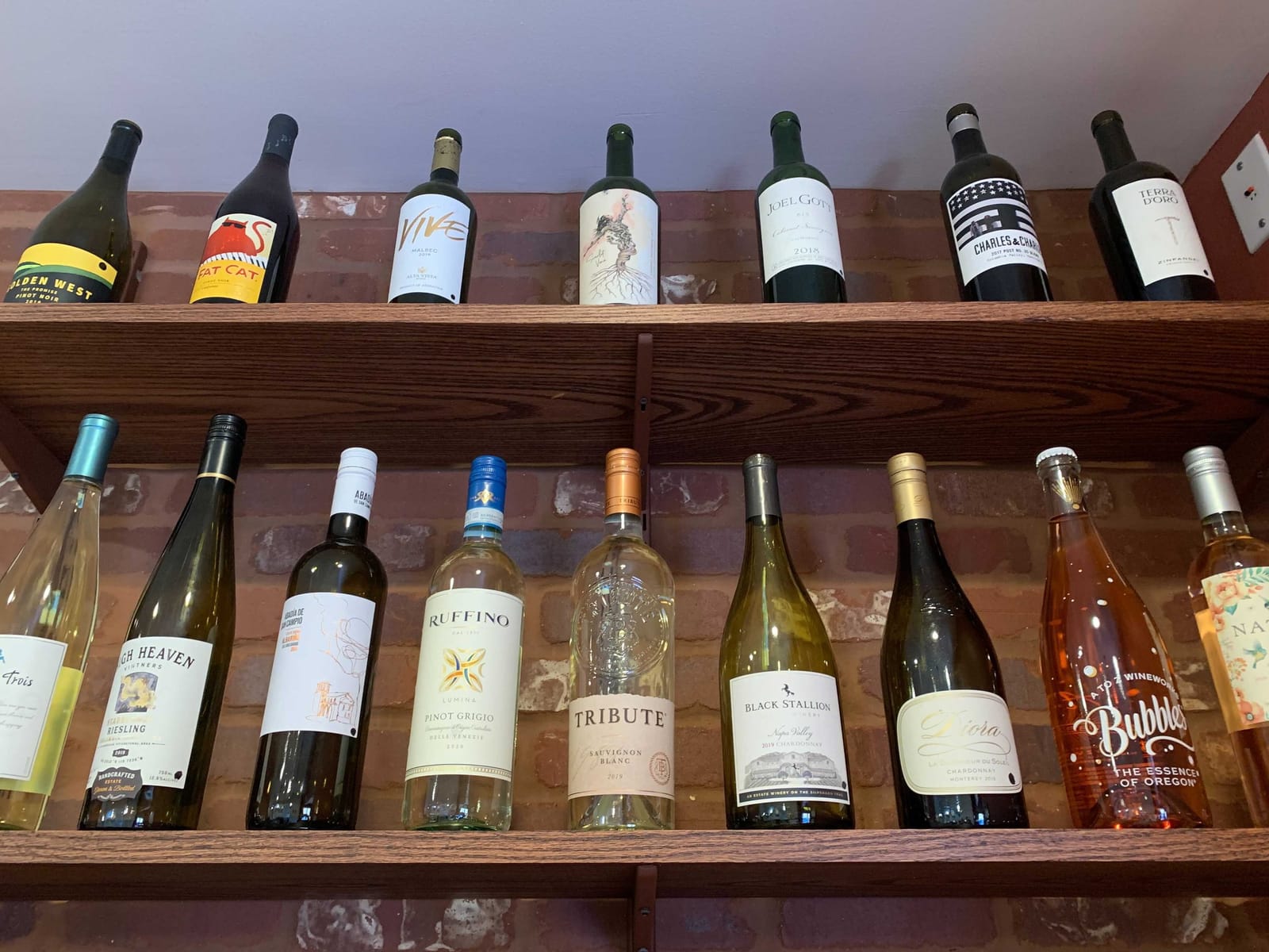 Mount Purrnon Cat Café + Wine Bar photo 6