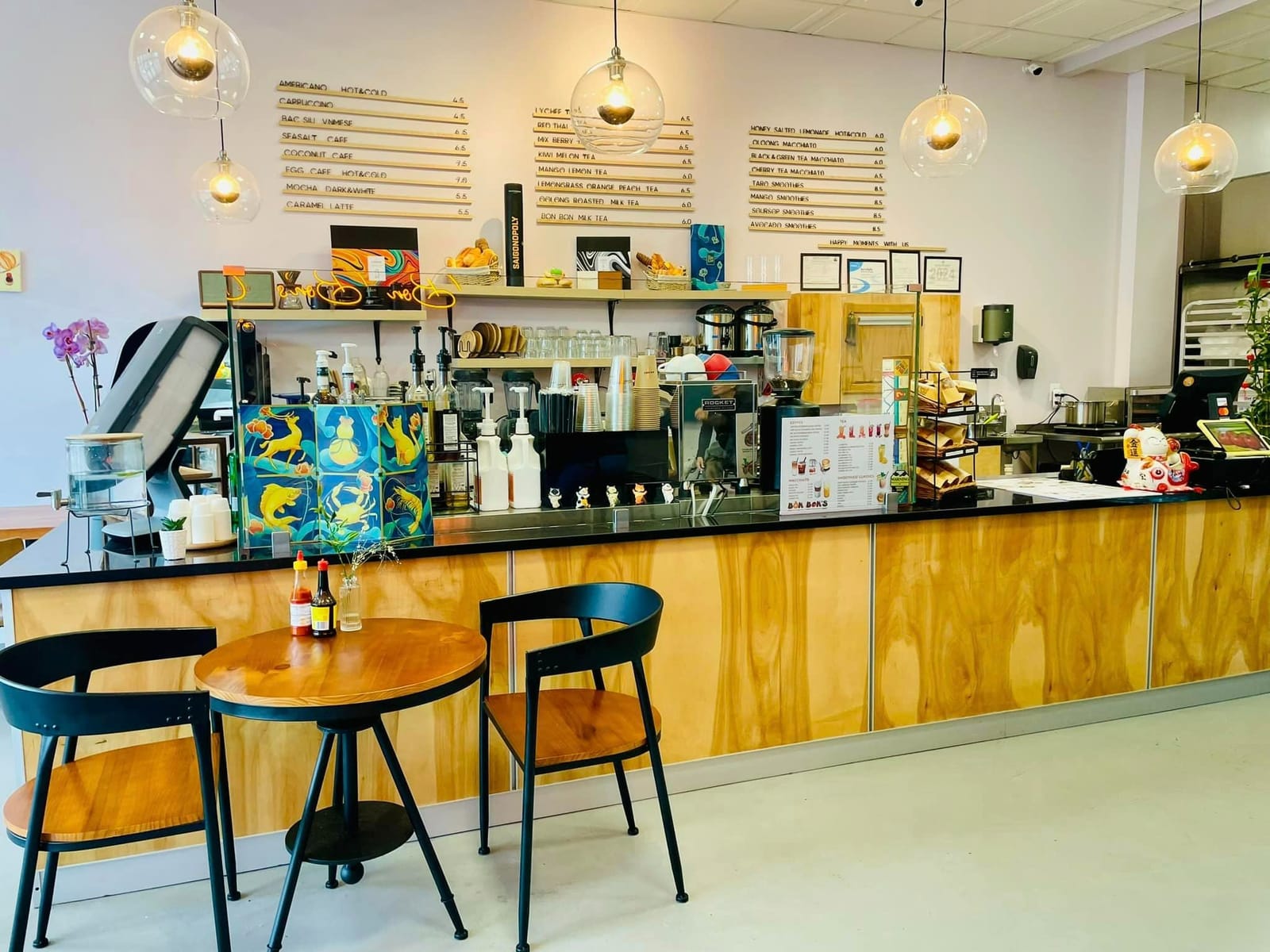 Bon Bon's Café photo 2