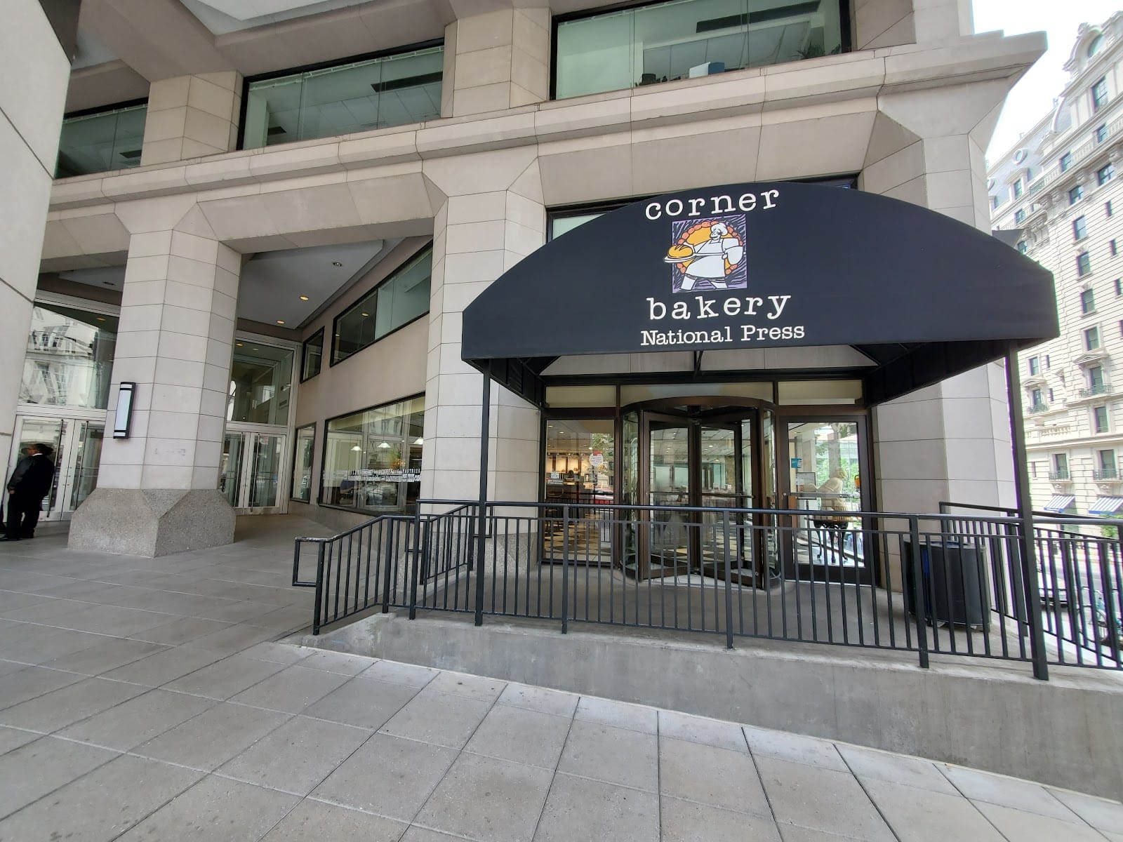 Corner Bakery