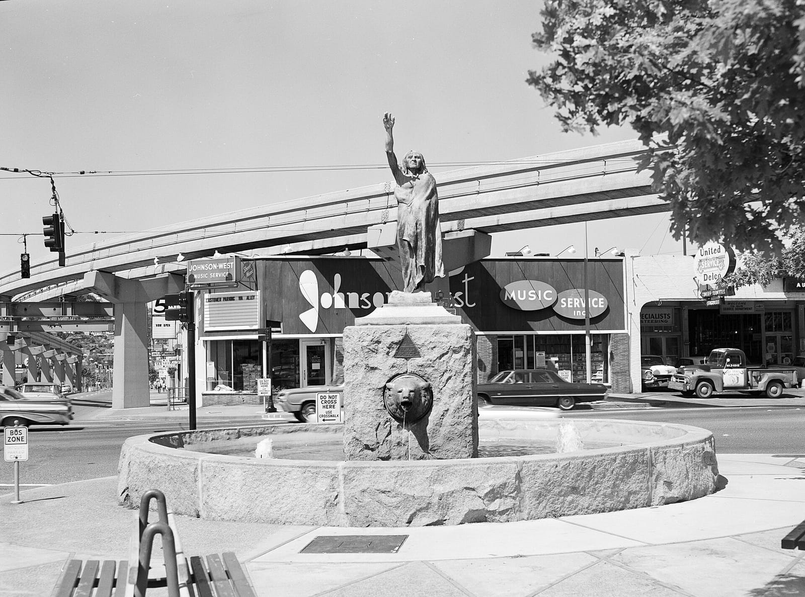 Tilikum Place Cafe photo 3