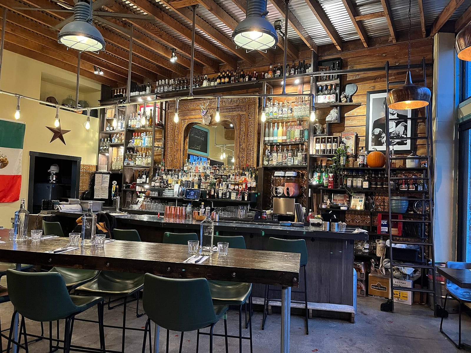 Taproot Cafe & Bar photo 3