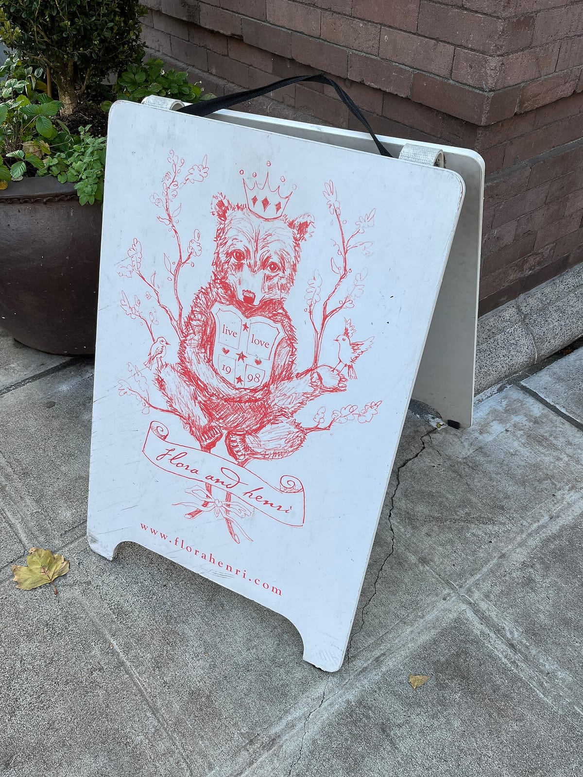 General Porpoise Doughnuts - Pioneer Square photo 2