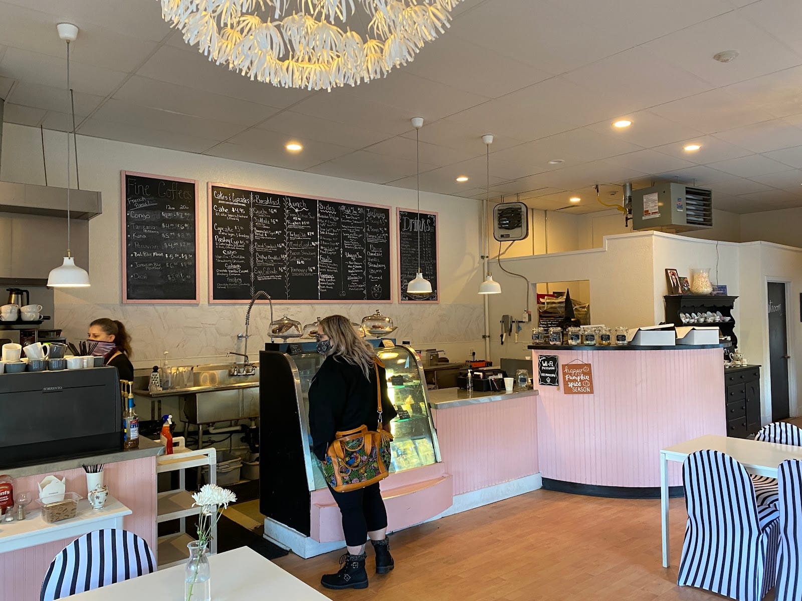 Mel & Mia's