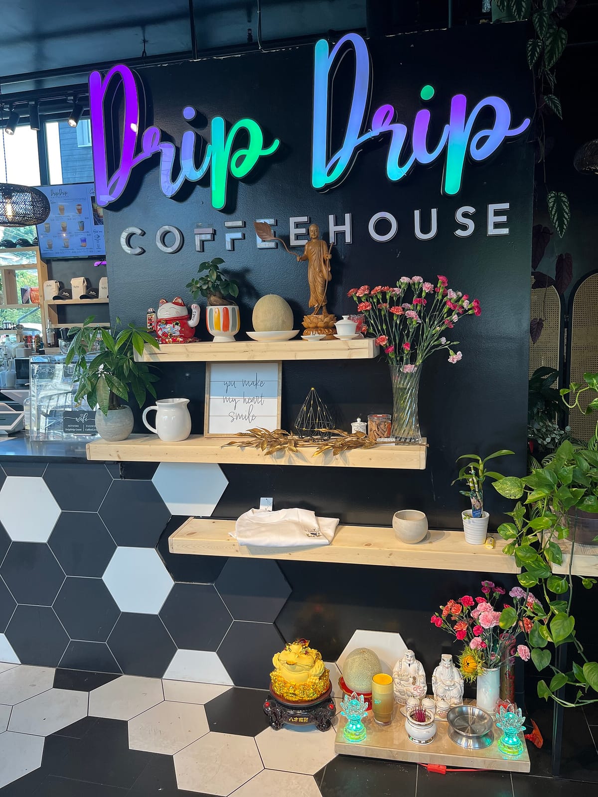 Drip Drip Coffeehouse photo 8