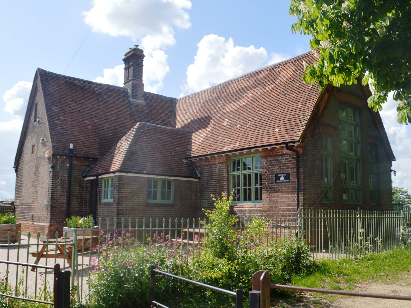 Daisy Chain Cafe photo 3