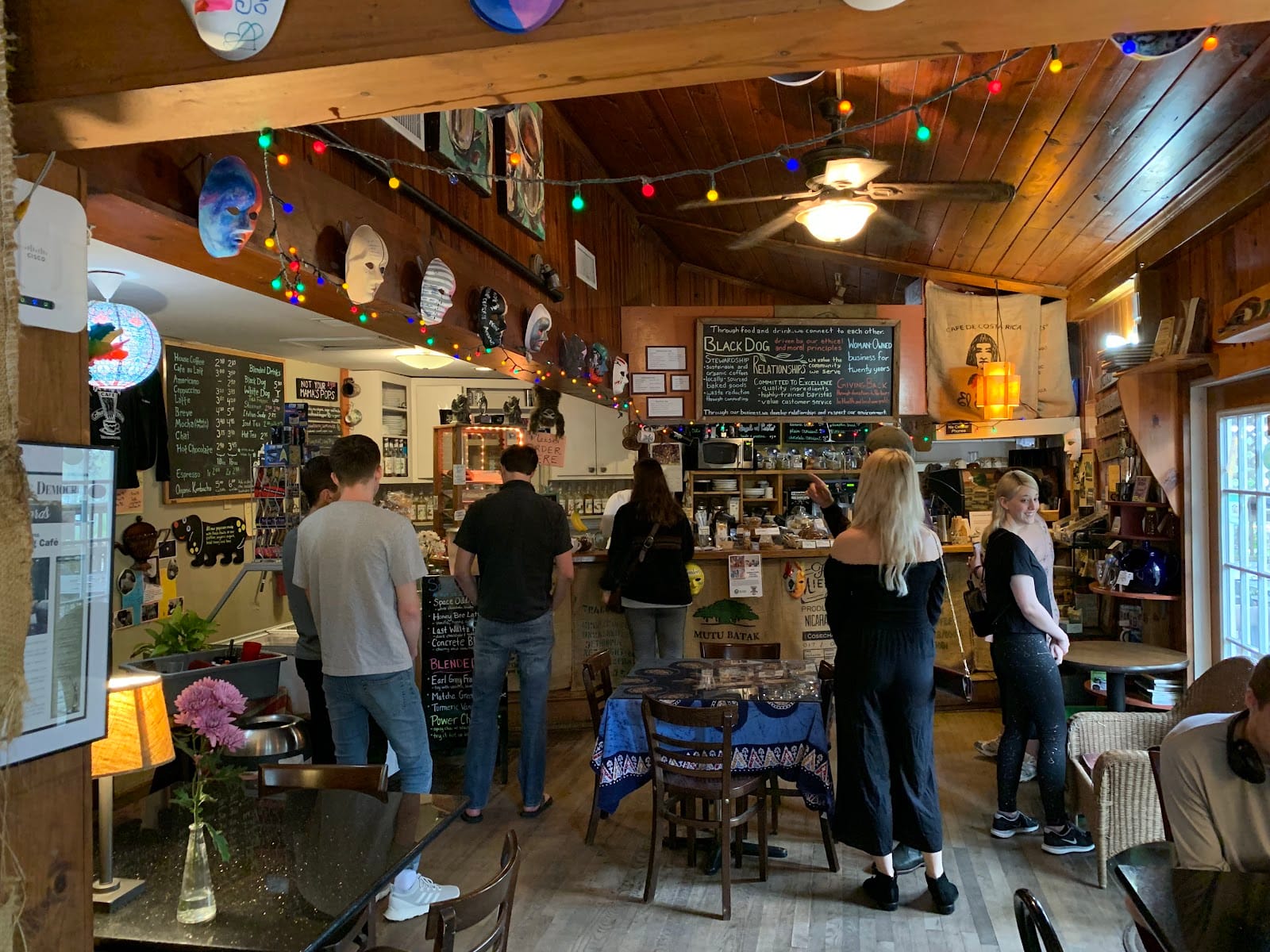 Black Dog Cafe