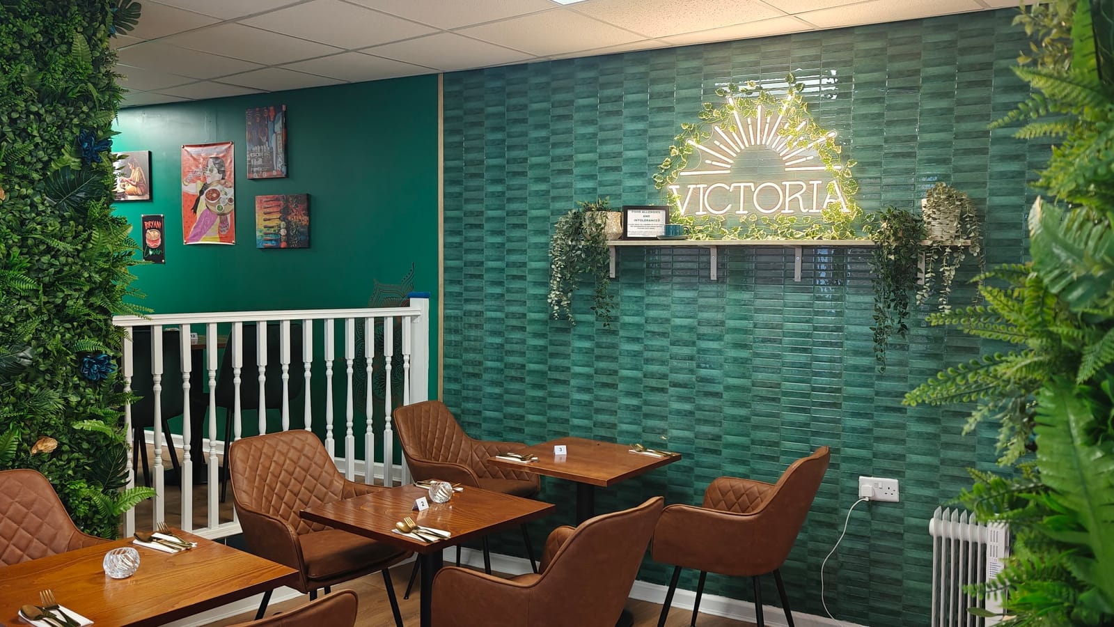 Victoria Cafe Lounge photo 4