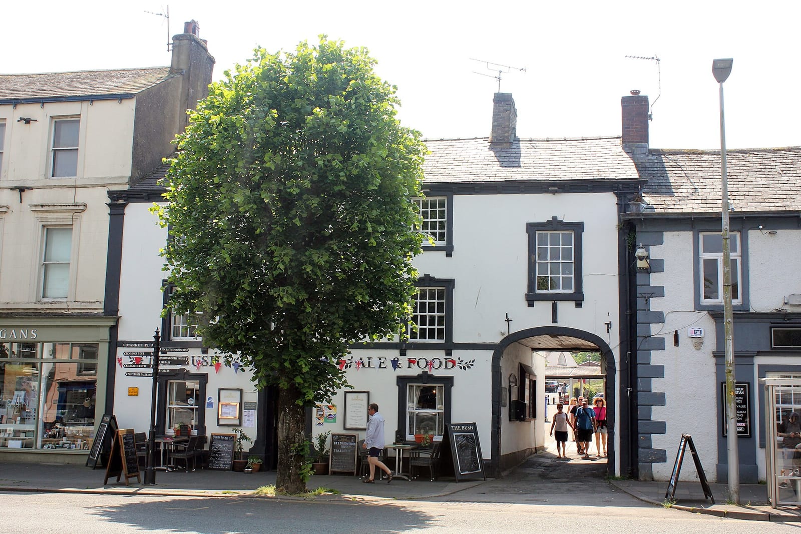 Brysons Coffee Shop