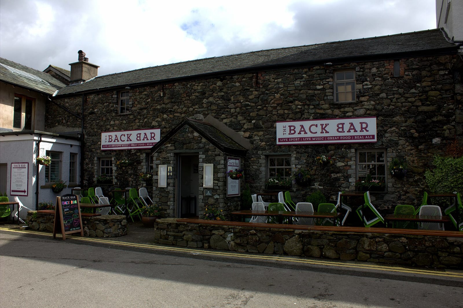 Bench Cafe