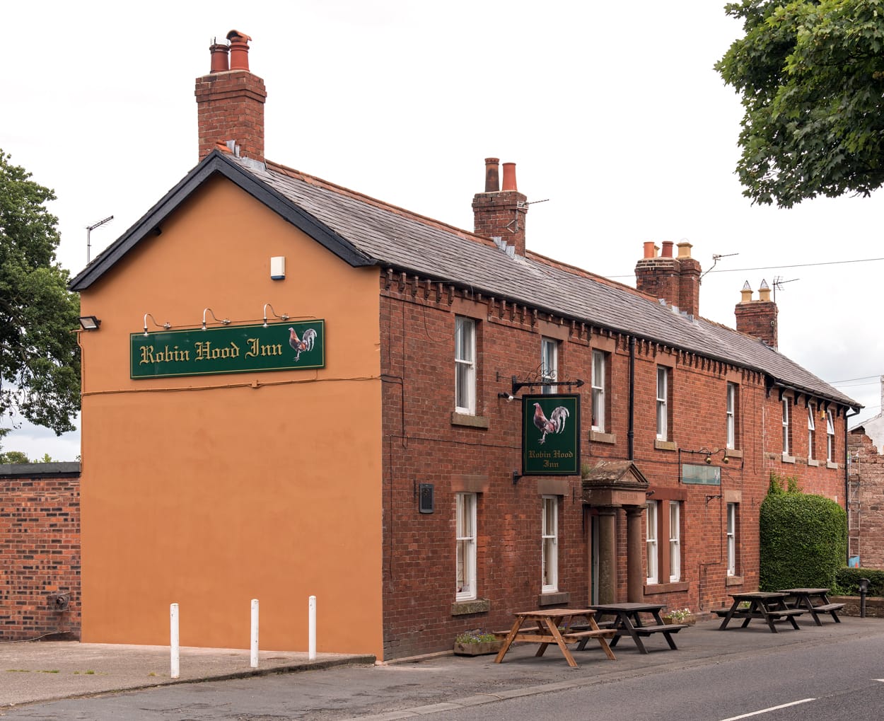 Robin Hood Inn & Tearoom