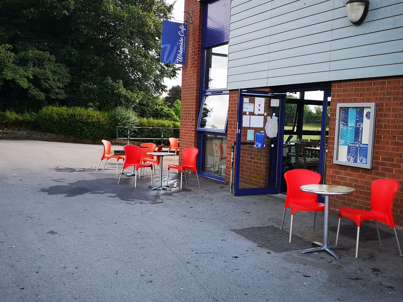 Waterside Cafe
