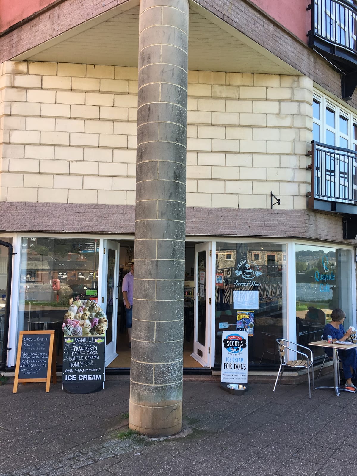 Quayside Cafe