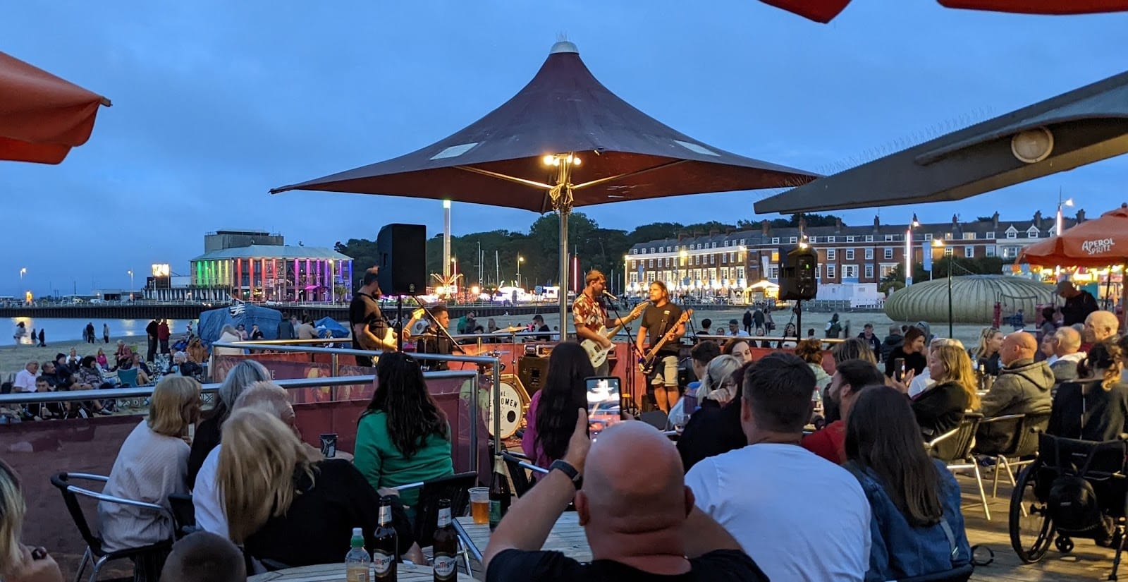 The Boat Beach Cafe