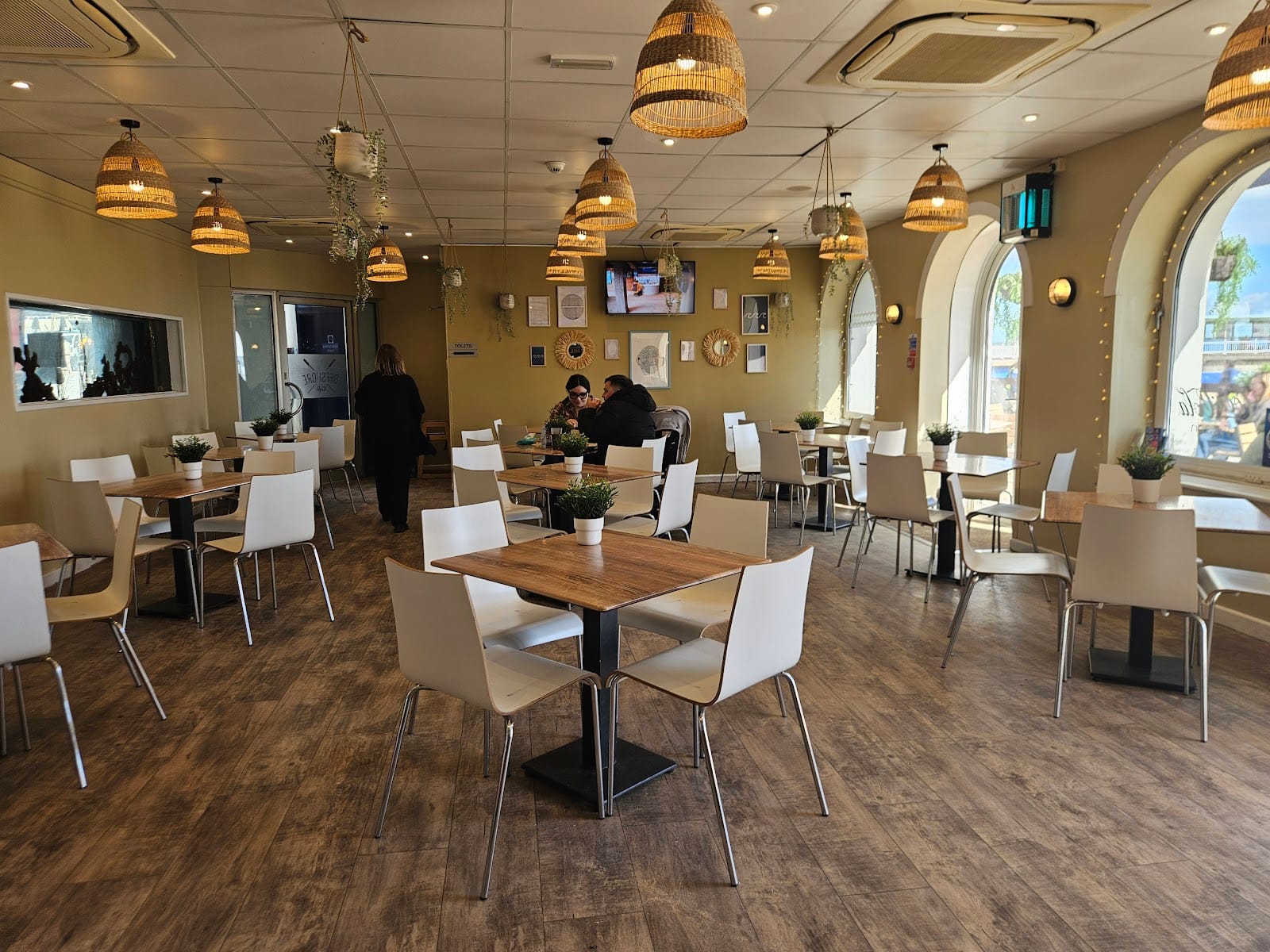 Offshore Cafe