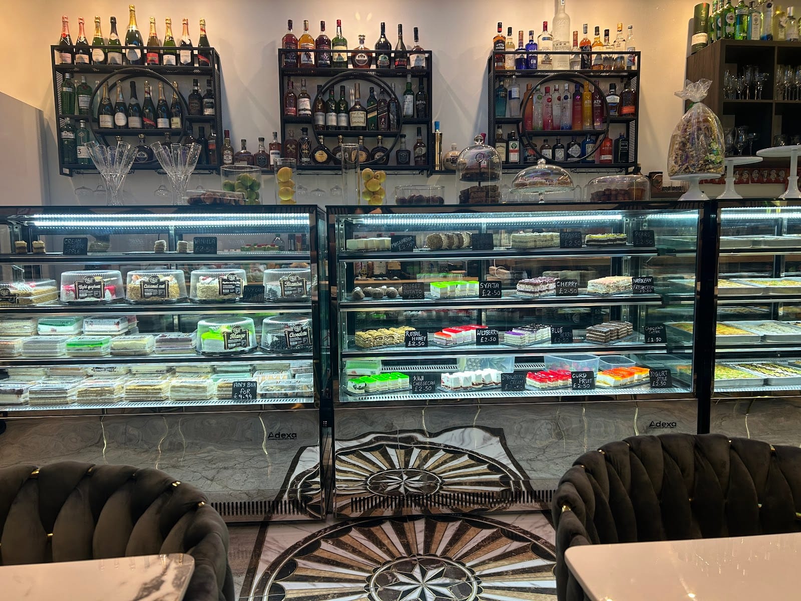 Tony's cafe