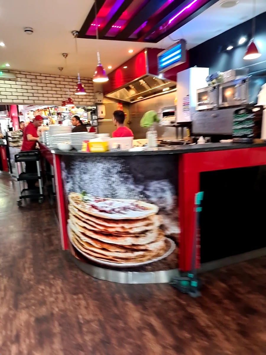 Café Aroma photo 4