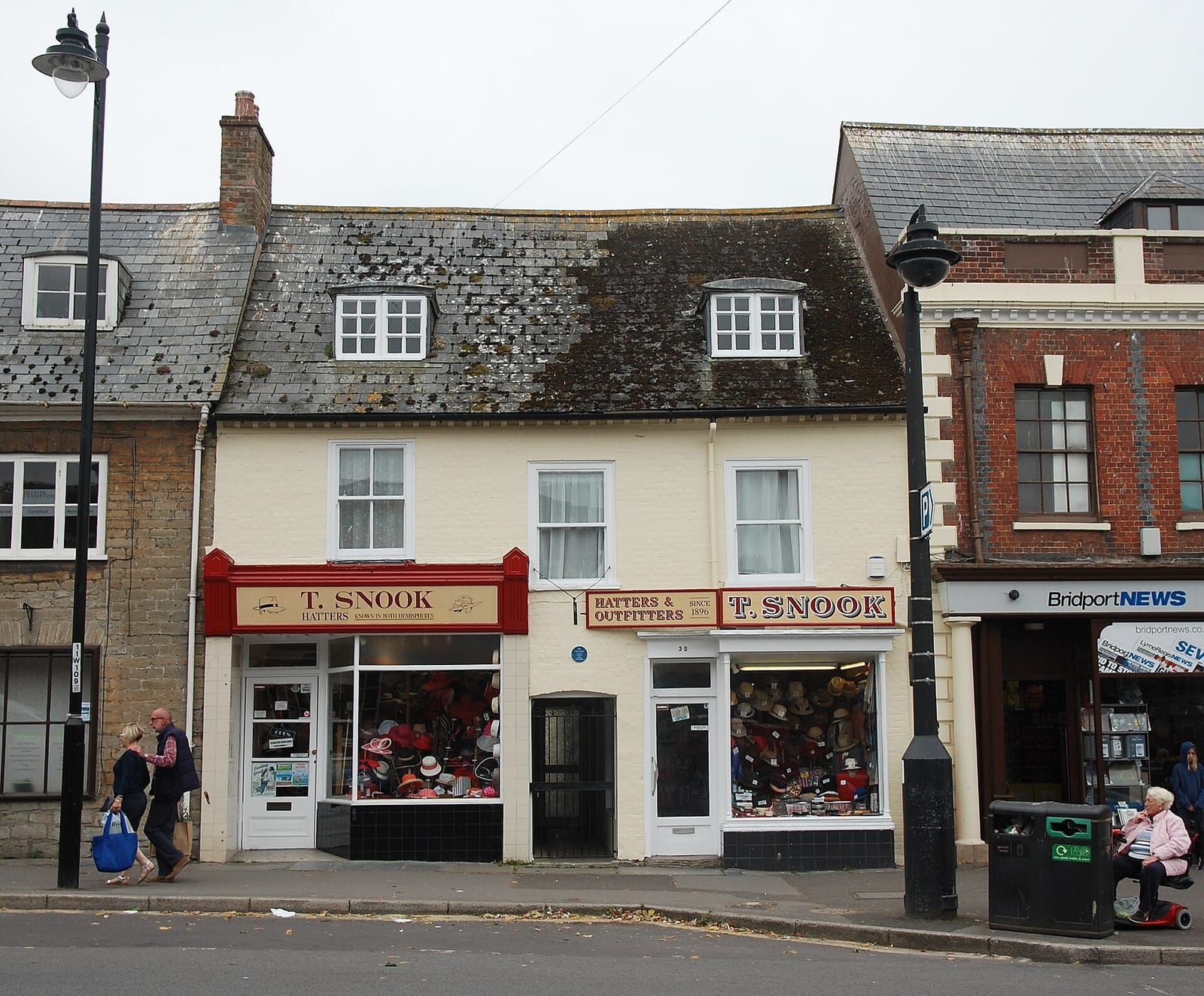 Costa photo 3
