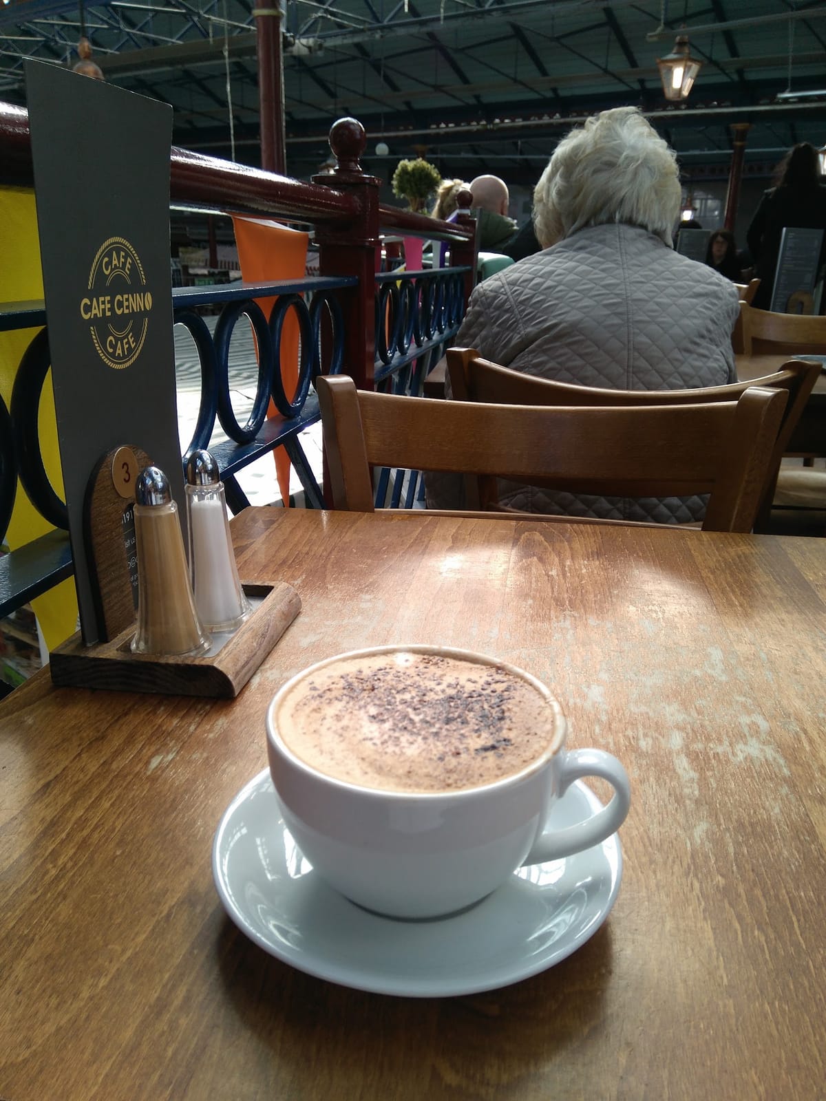 Cafe Cenno