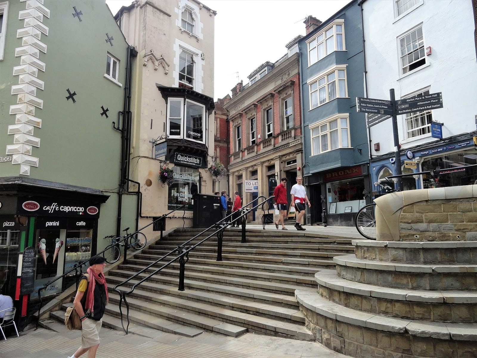 26 Elvet photo 3