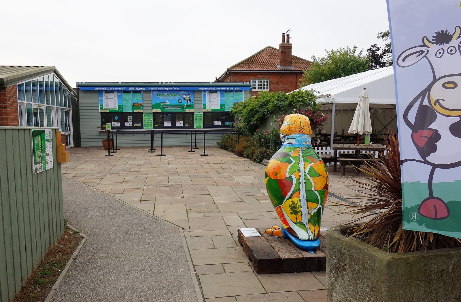 Mr Moo's Ice Cream Parlour & Coffee Shop