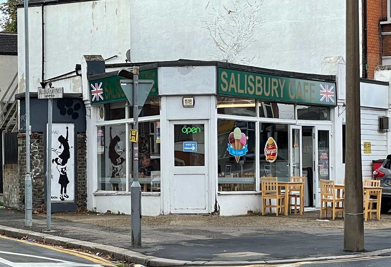 Salisbury Cafe
