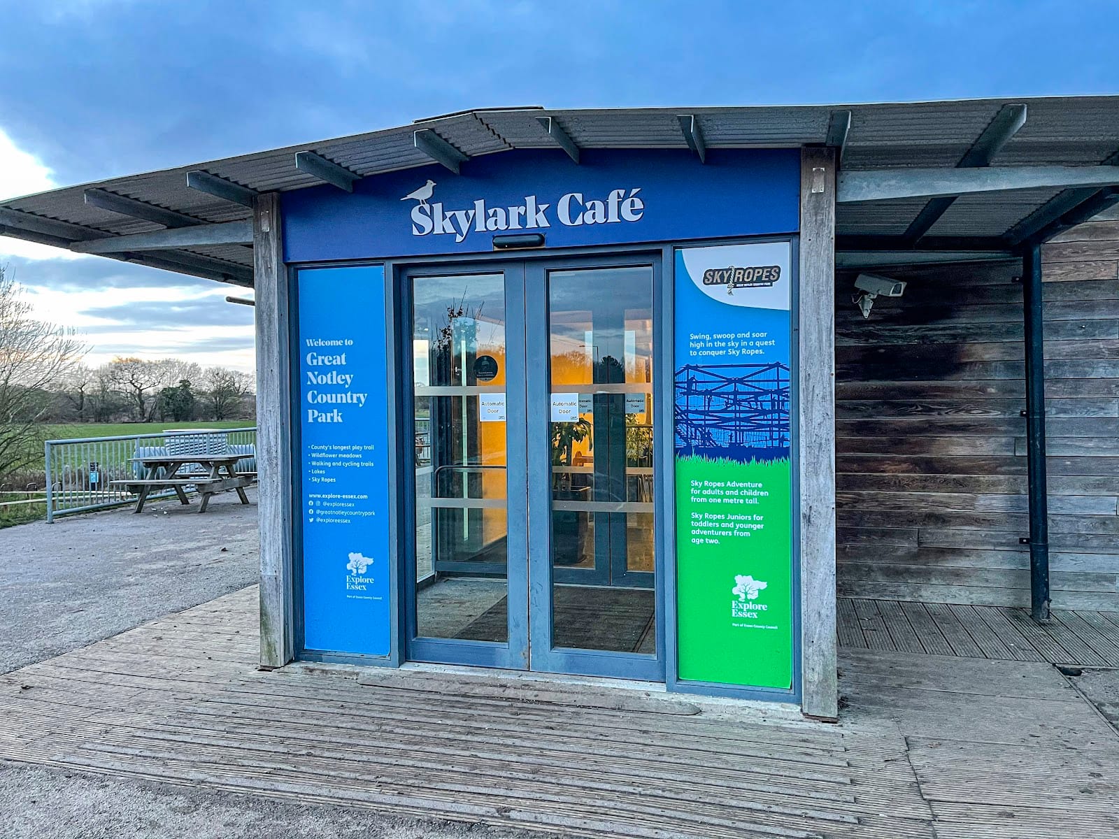 Skylark Café