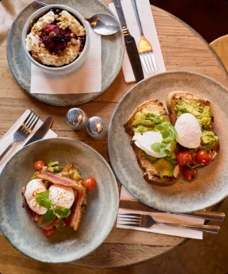 Avenue Café photo 8