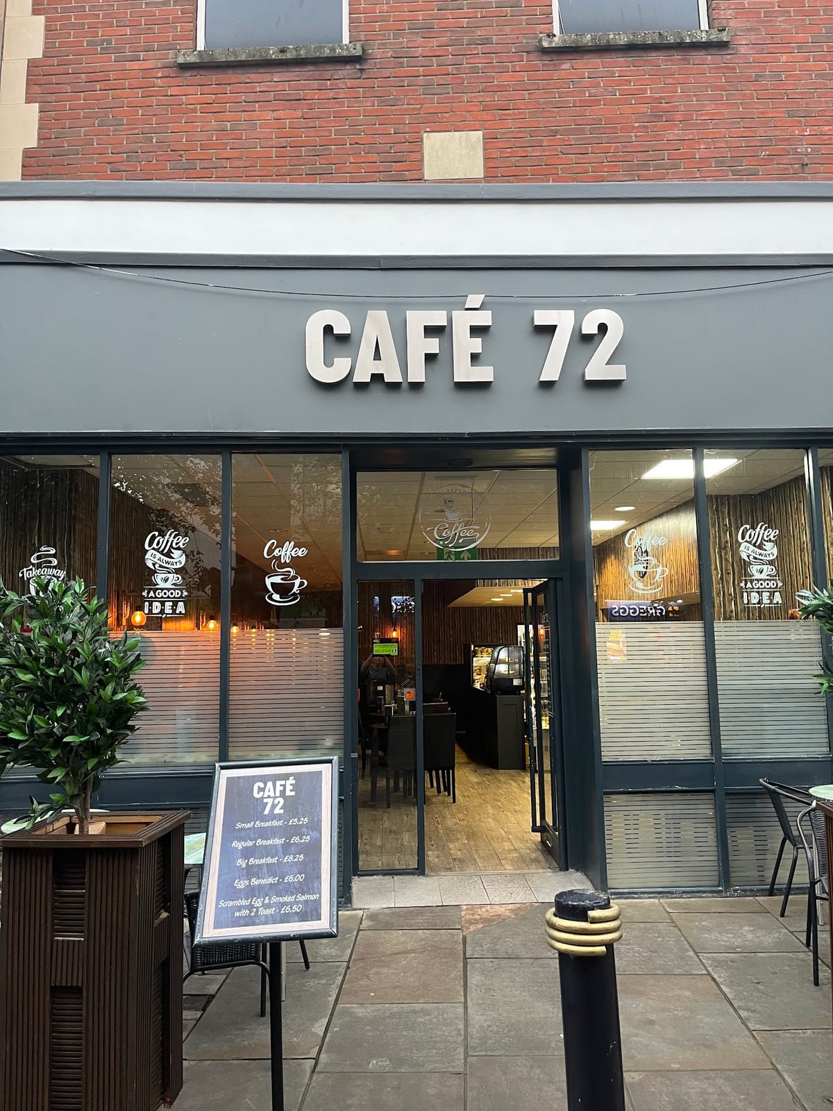 Café 72