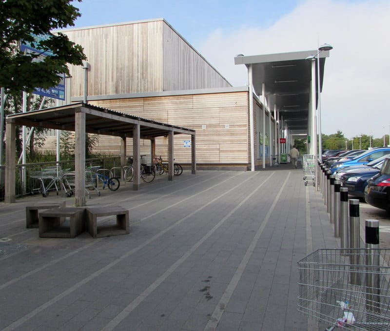 Costa photo 2